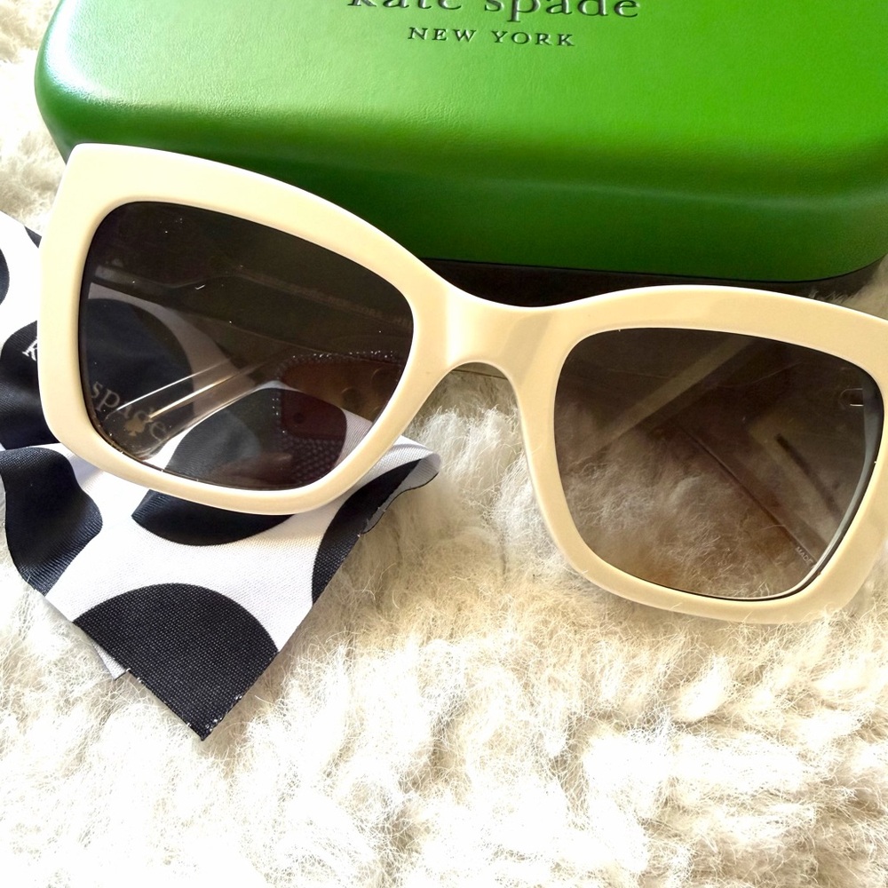 kate spade Sunglasses Valeria White Color